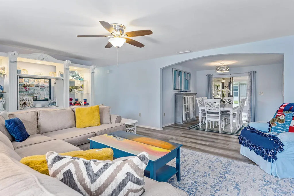 4841 Molokai Drive Naples FL 34112