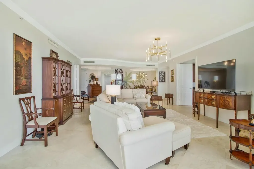 970 Cape Marco Marco Island FL 34145