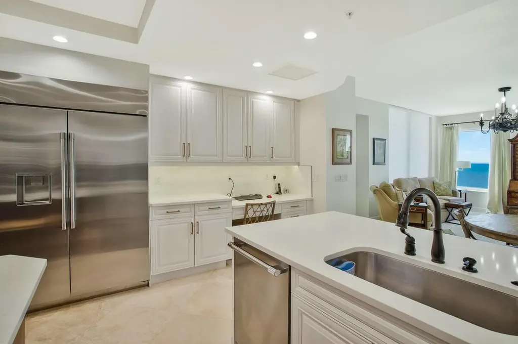 970 Cape Marco Marco Island FL 34145