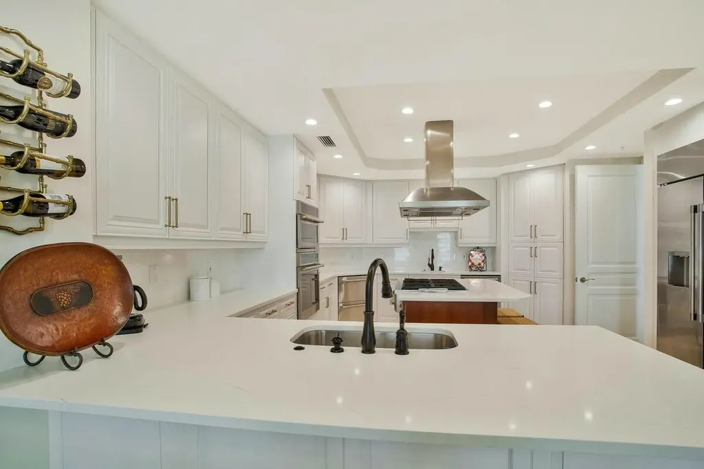 970 Cape Marco Marco Island FL 34145