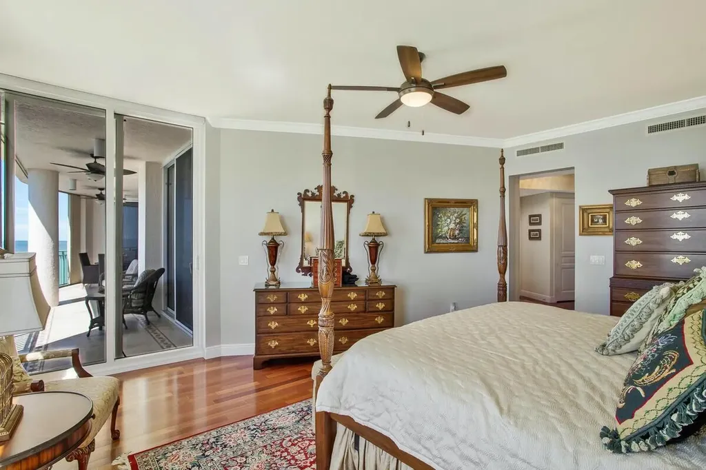 970 Cape Marco Marco Island FL 34145