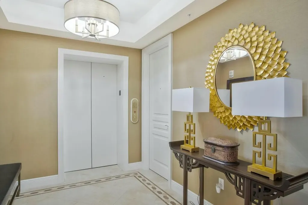 970 Cape Marco Marco Island FL 34145