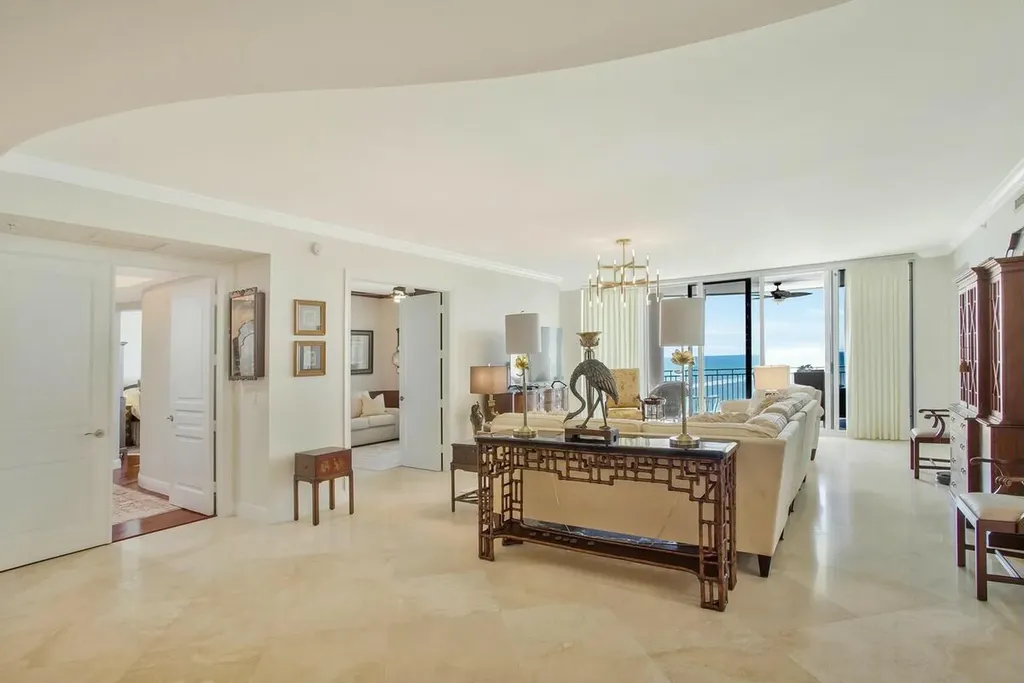 970 Cape Marco Marco Island FL 34145