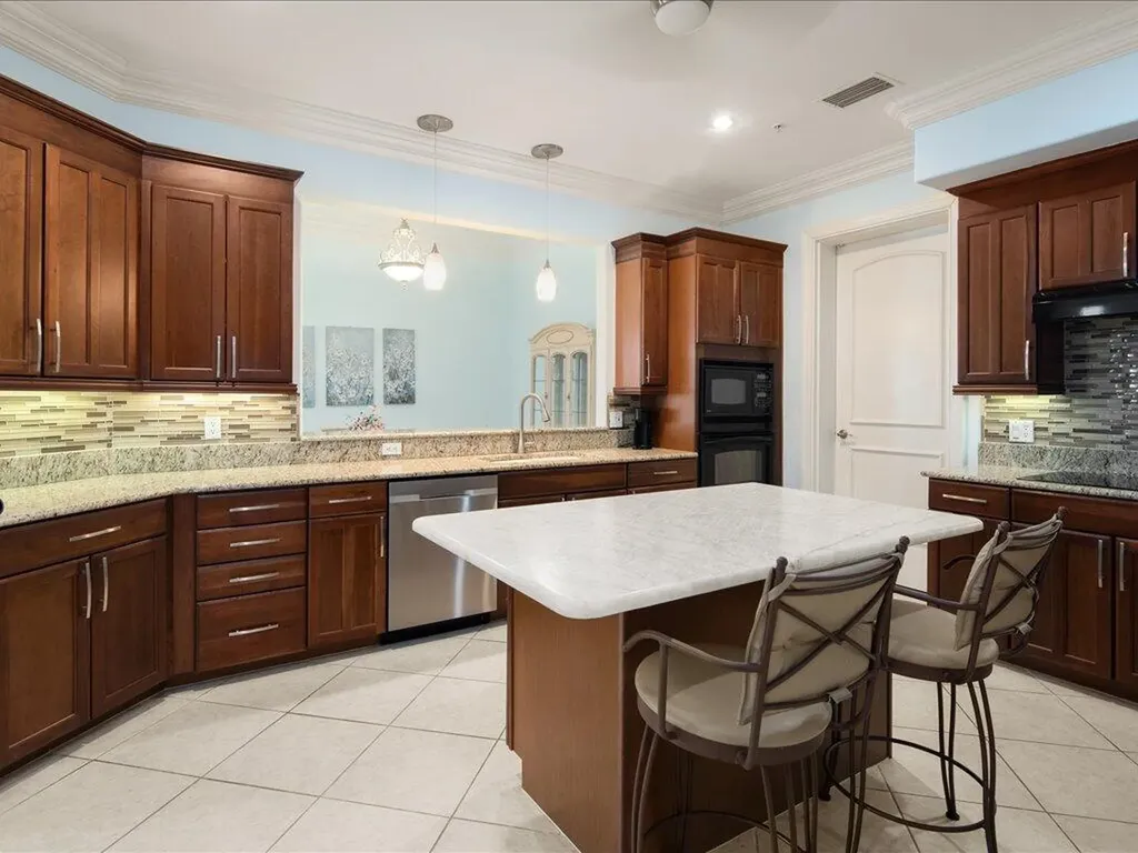 1498 Borghese Lane Naples FL 34114