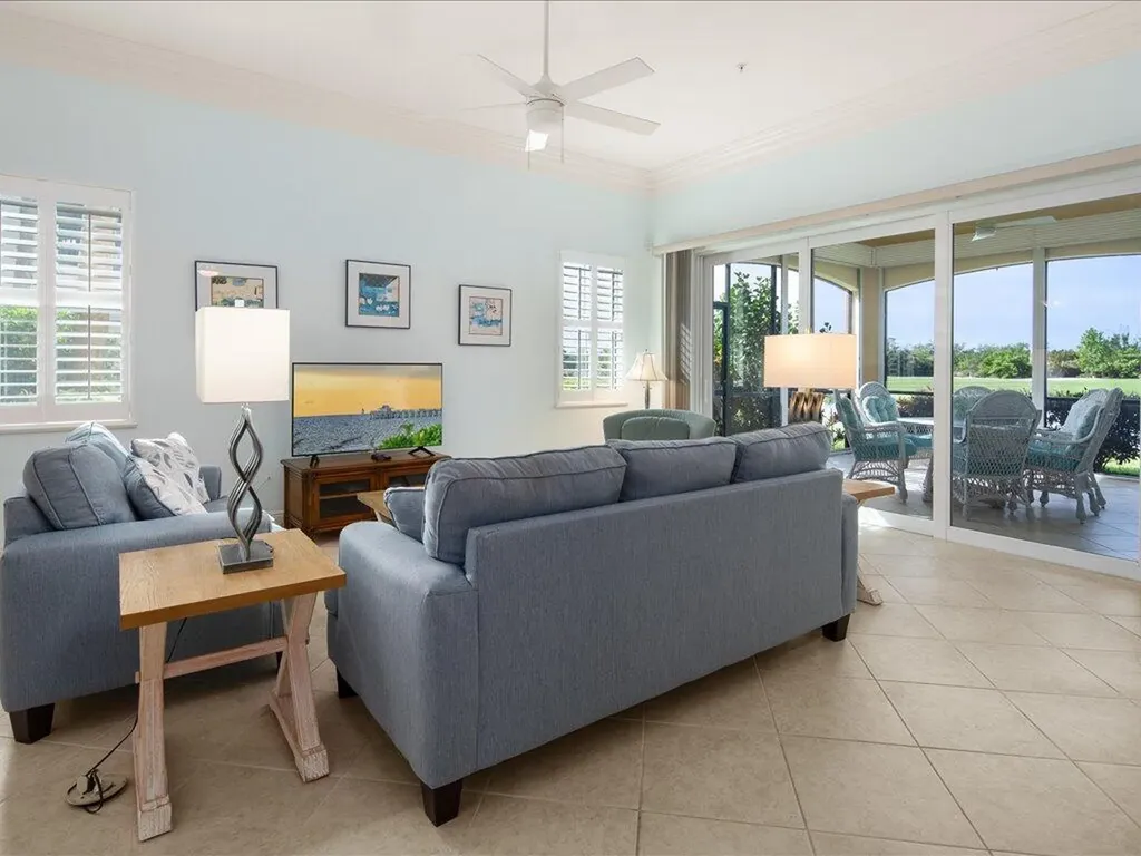 1498 Borghese Lane Naples FL 34114