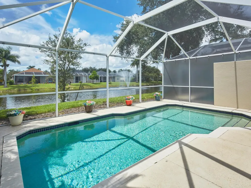 8260 Ibis Cove Circle Naples FL 34119