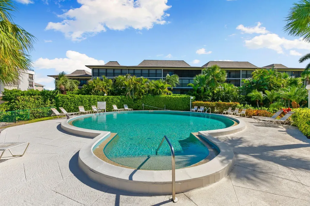 1041 Swallow Avenue Marco Island FL 34145