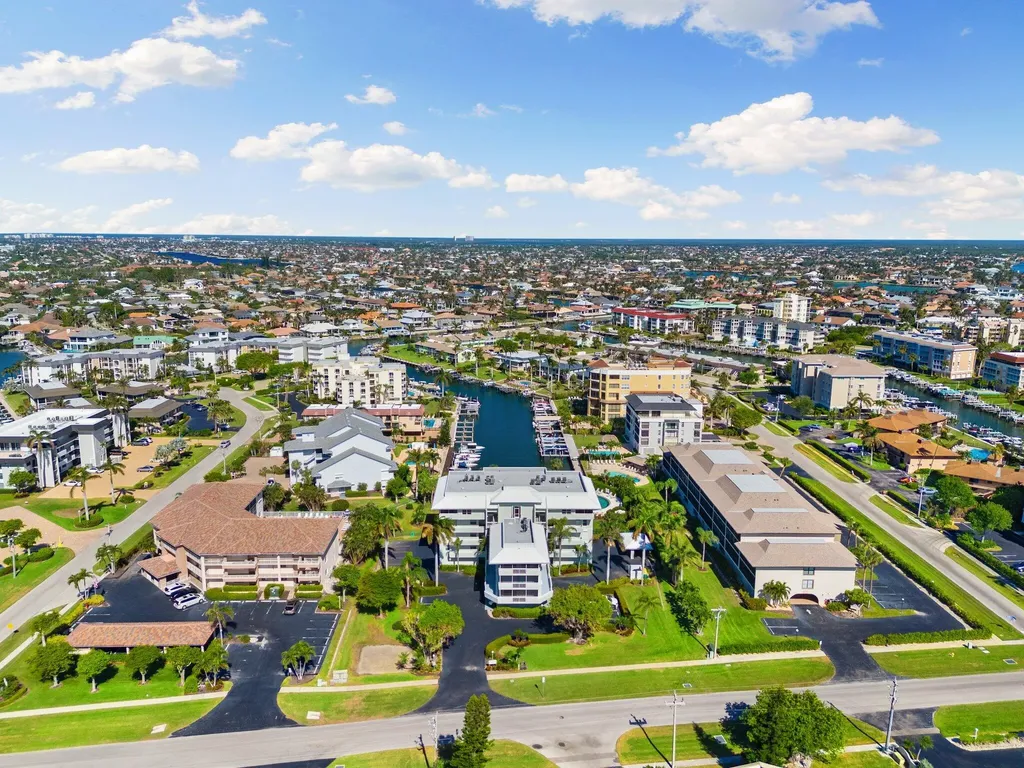 1041 Swallow Avenue Marco Island FL 34145