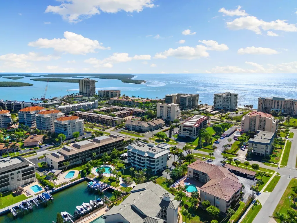 1041 Swallow Avenue Marco Island FL 34145