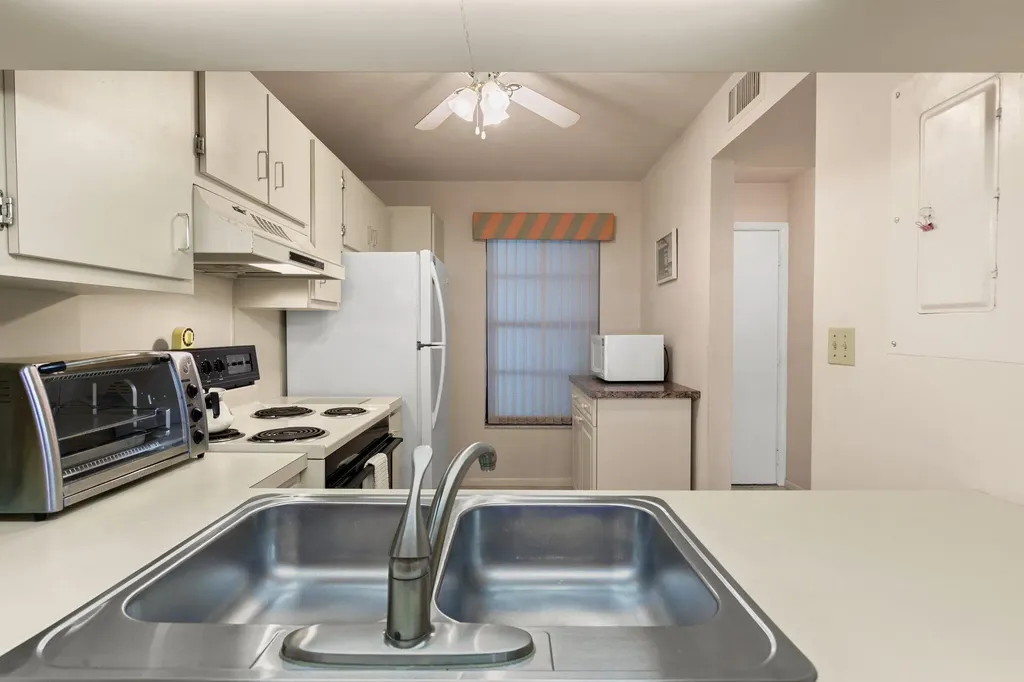 1041 Swallow Avenue Marco Island FL 34145