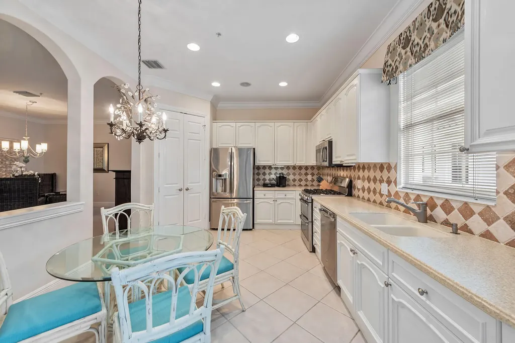 9110 Cascada Way Naples FL 34114