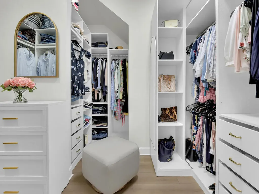 7412 Winding Cypress Drive Naples FL 34114