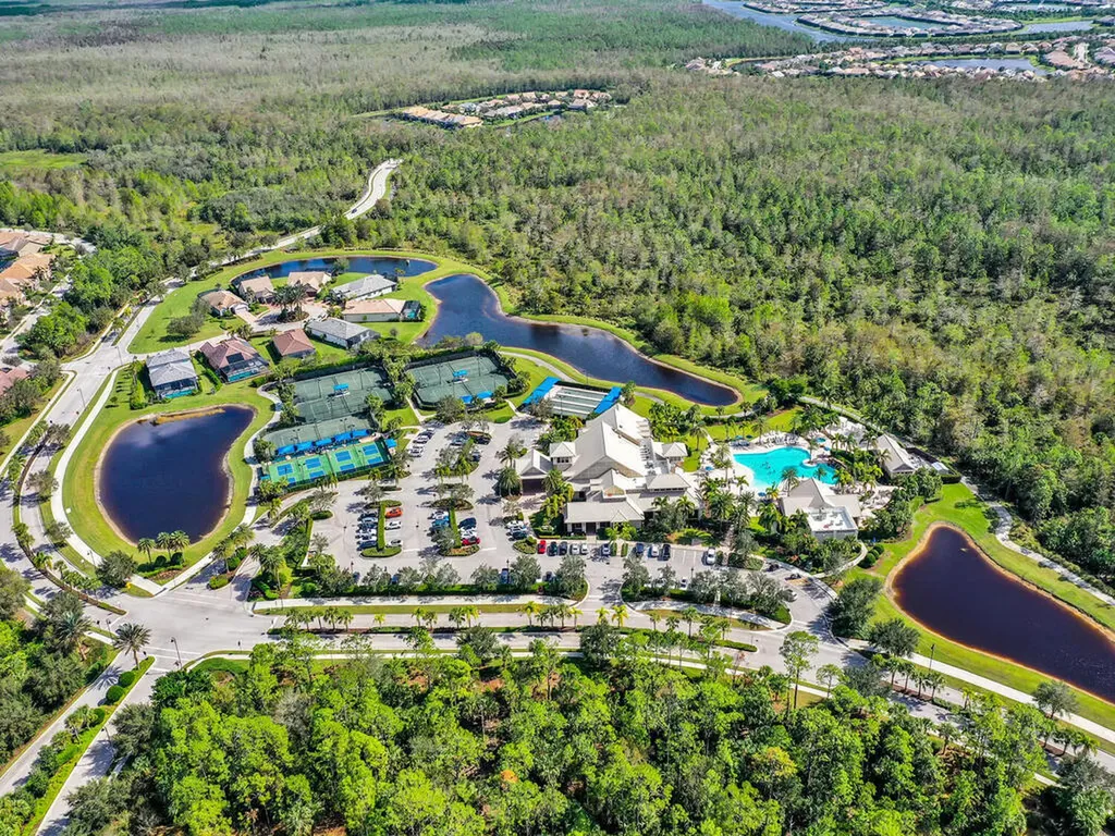 7412 Winding Cypress Drive Naples FL 34114