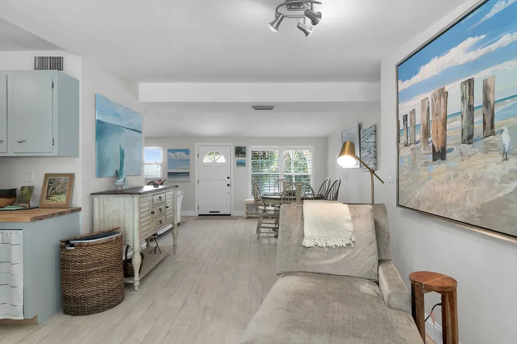 1971 Harbor Lane Naples FL 34104