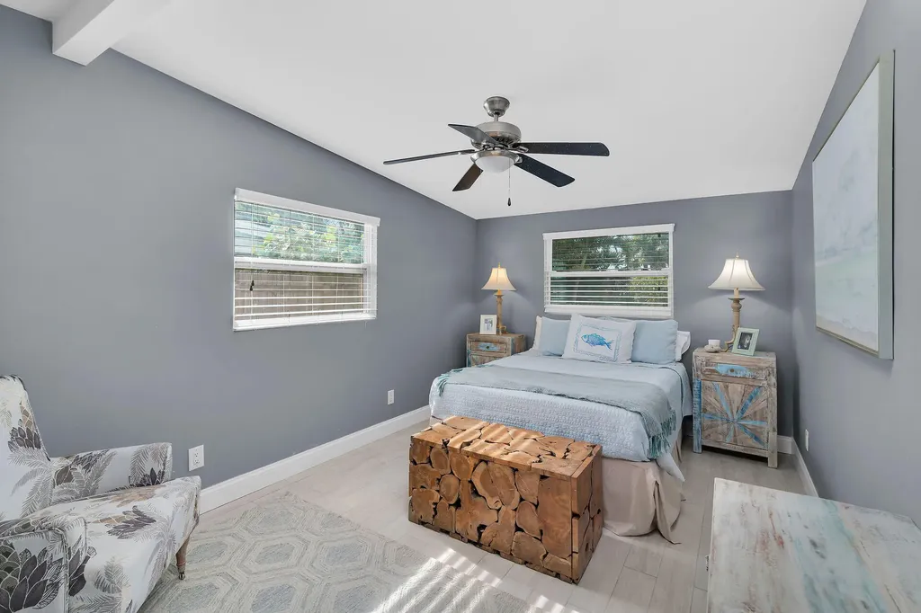 1971 Harbor Lane Naples FL 34104