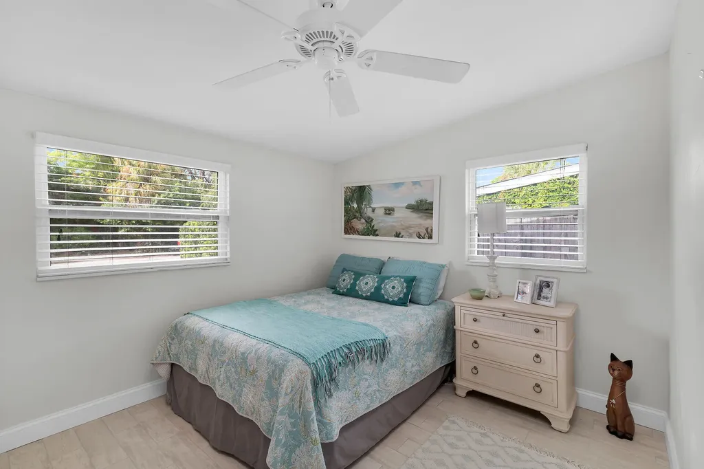 1971 Harbor Lane Naples FL 34104