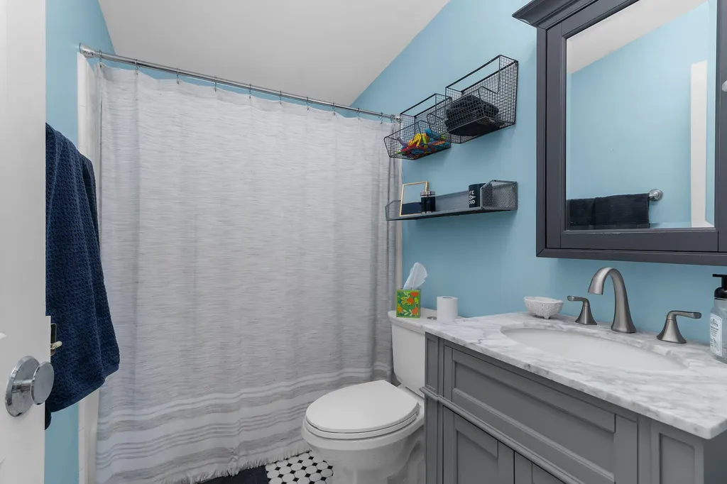 1971 Harbor Lane Naples FL 34104