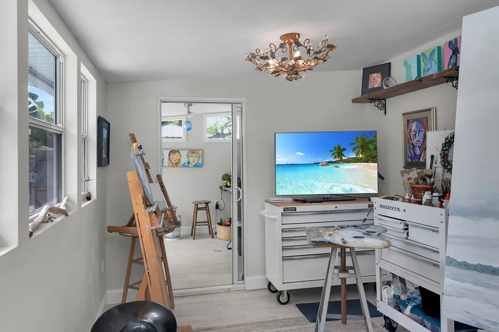 1971 Harbor Lane Naples FL 34104