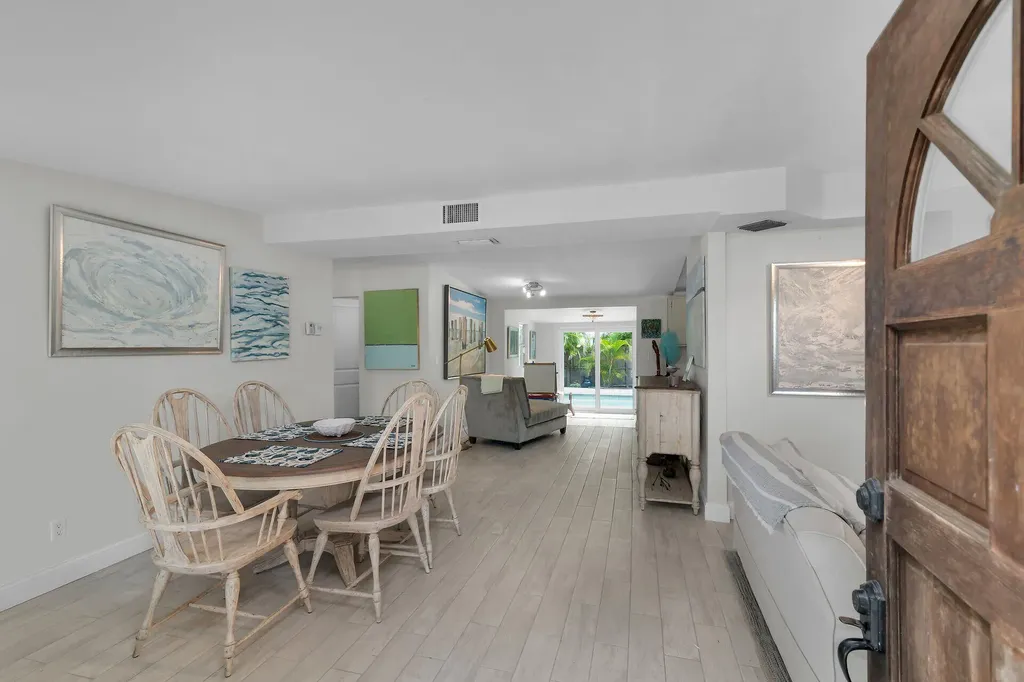 1971 Harbor Lane Naples FL 34104