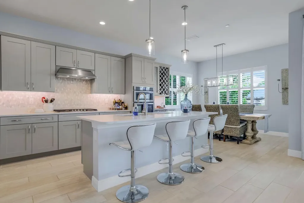 8936 Saint Lucia Drive Naples FL 34114