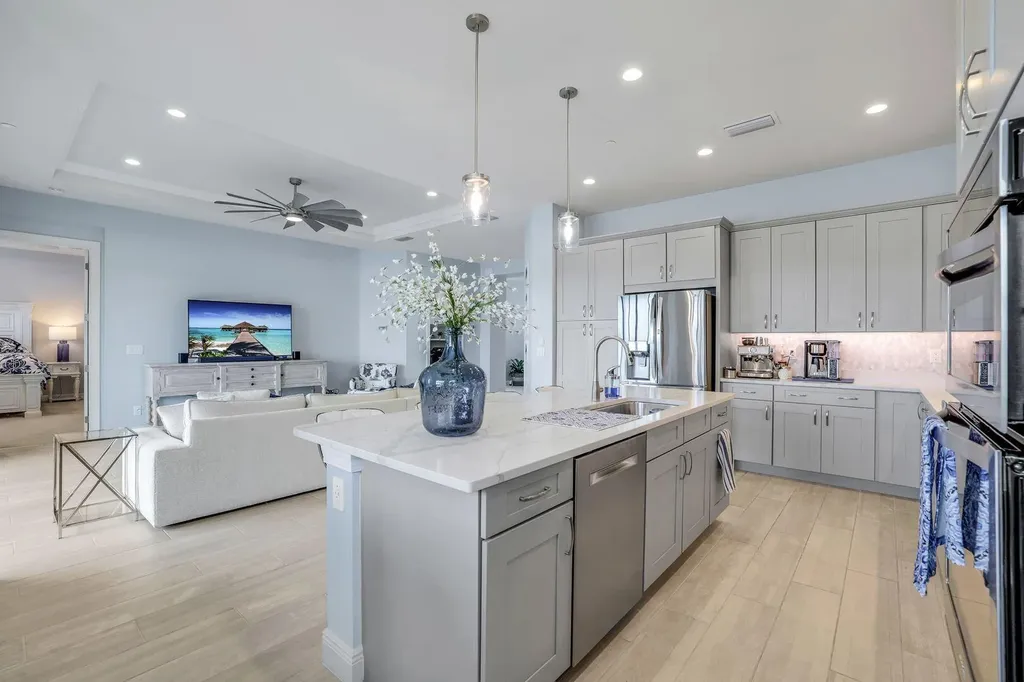 8936 Saint Lucia Drive Naples FL 34114