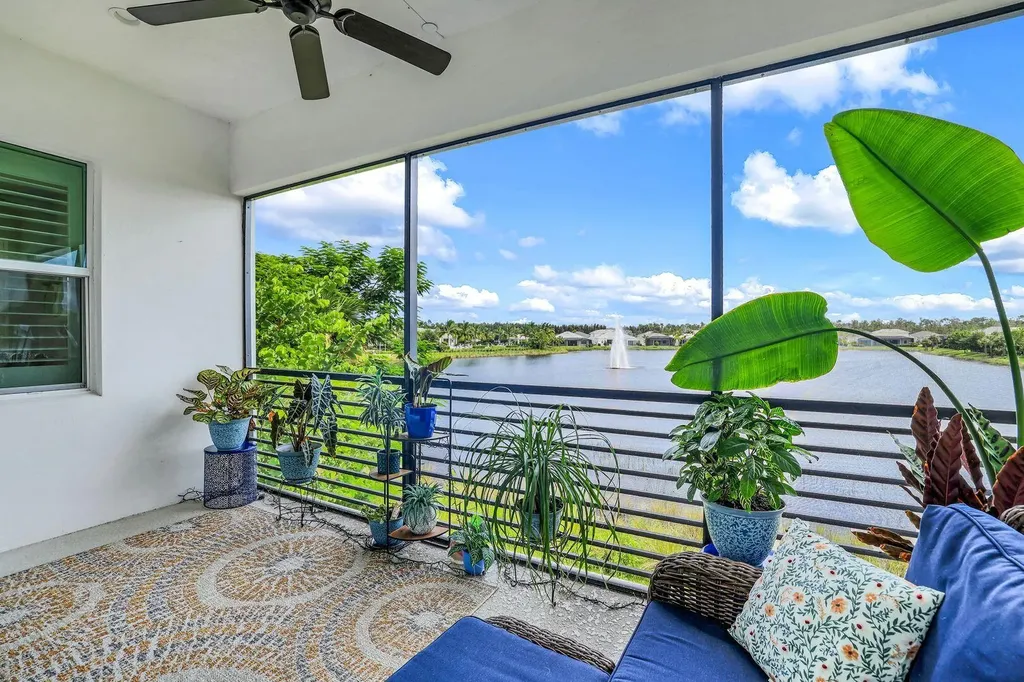 8936 Saint Lucia Drive Naples FL 34114