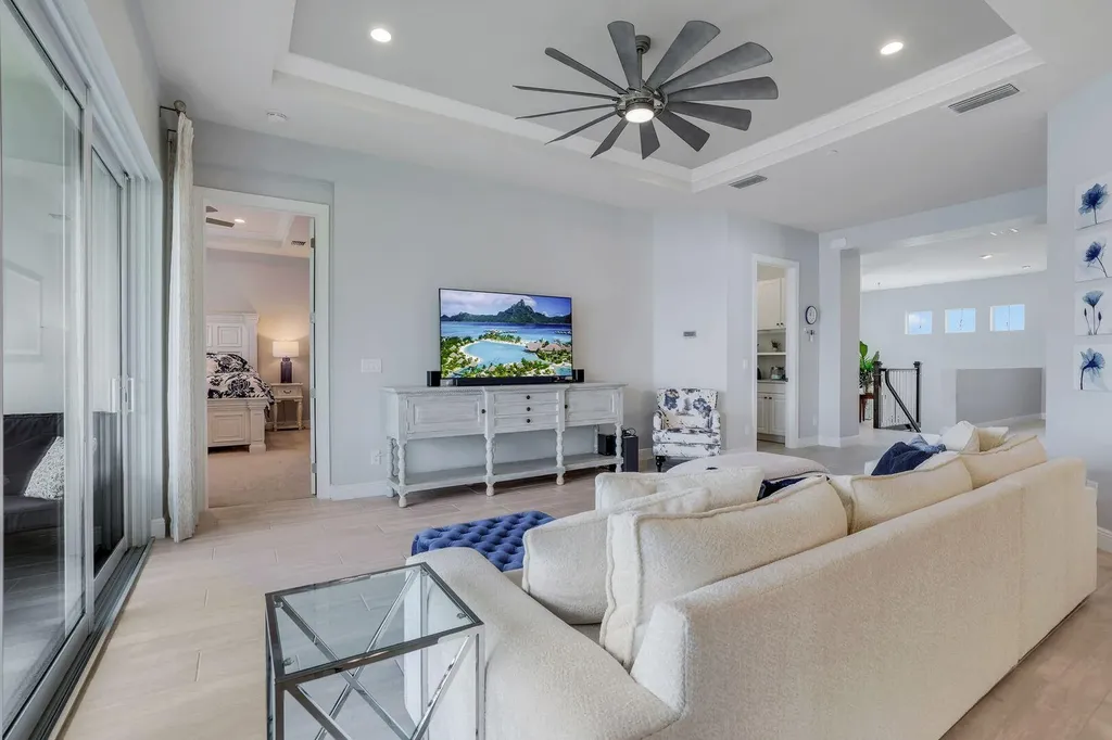 8936 Saint Lucia Drive Naples FL 34114