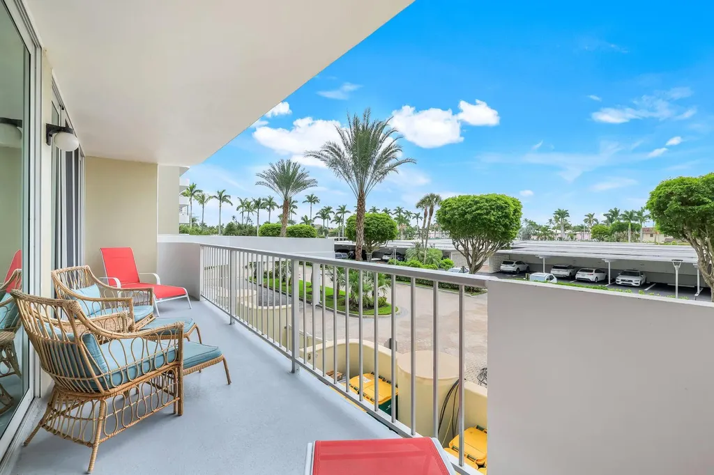 140 Seaview Court Marco Island FL 34145