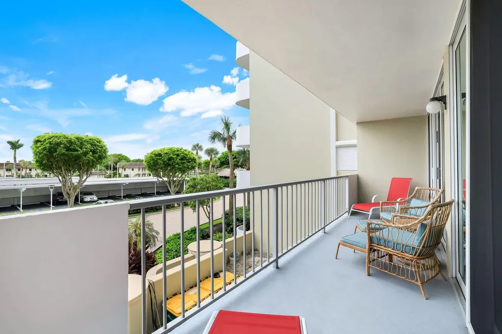 140 Seaview Court Marco Island FL 34145