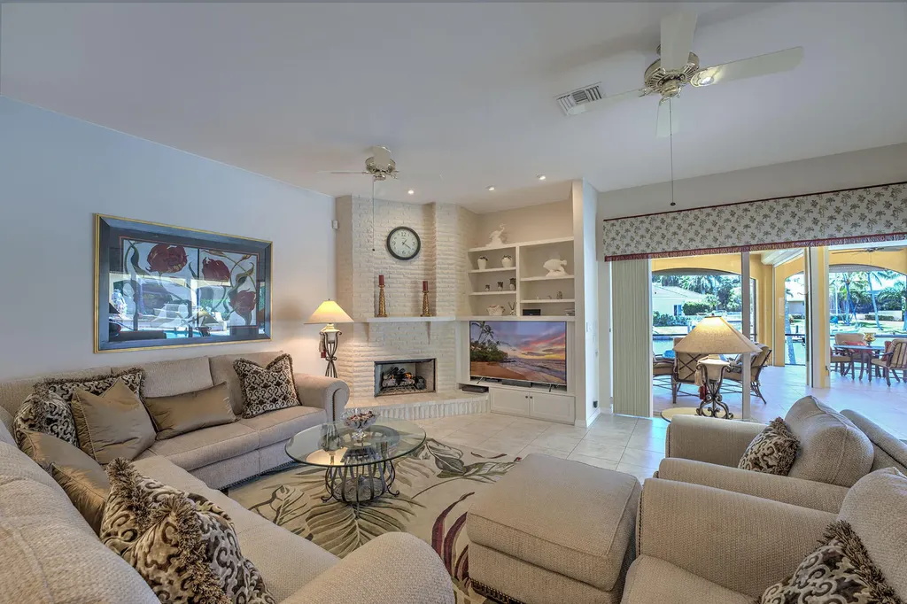 1639 Mcilvaine Court Marco Island FL 34145