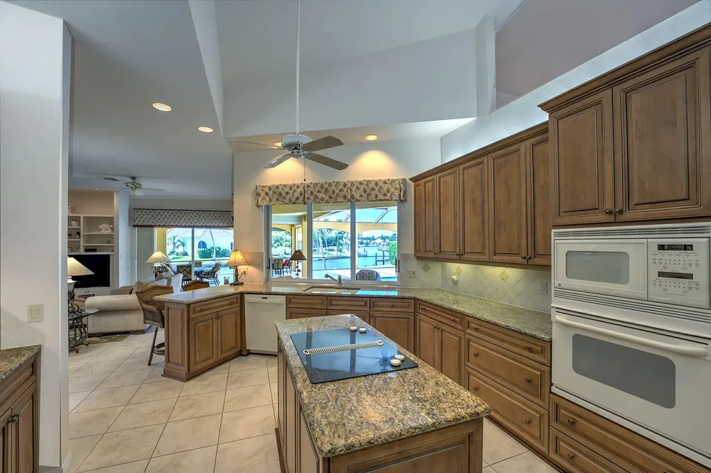 1639 Mcilvaine Court Marco Island FL 34145