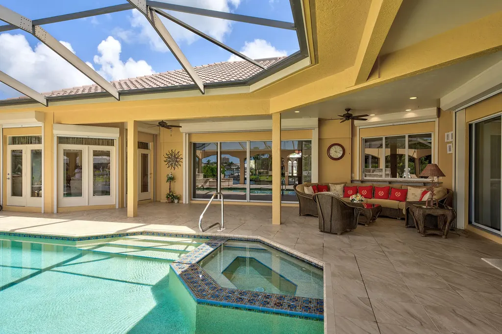 1639 Mcilvaine Court Marco Island FL 34145