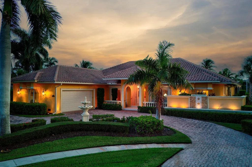 1639 Mcilvaine Court Marco Island FL 34145