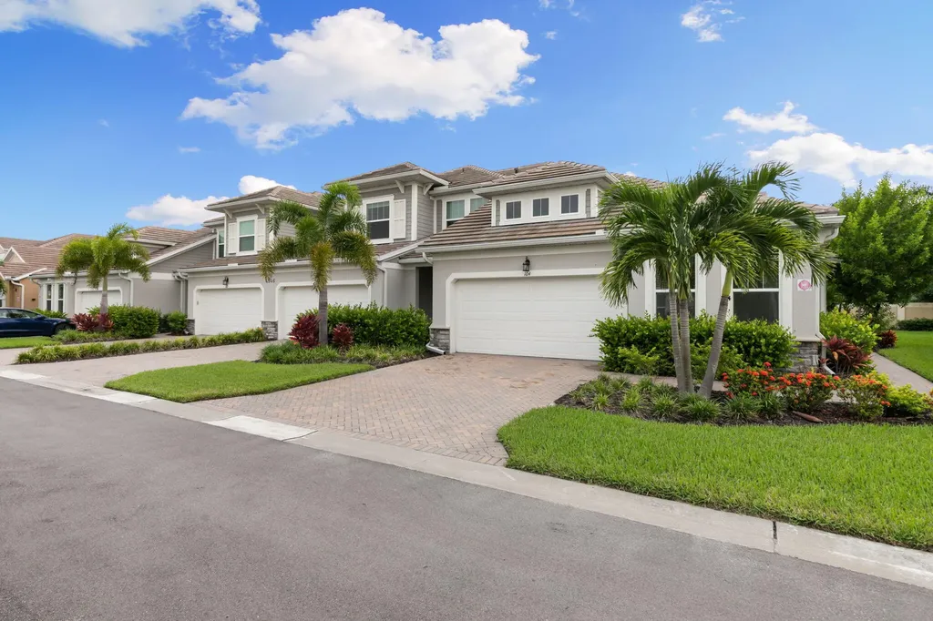 4546 Arboretum Circle Naples FL 34112