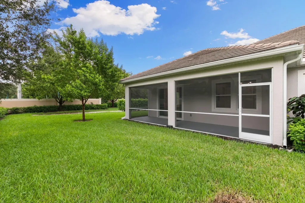 4546 Arboretum Circle Naples FL 34112