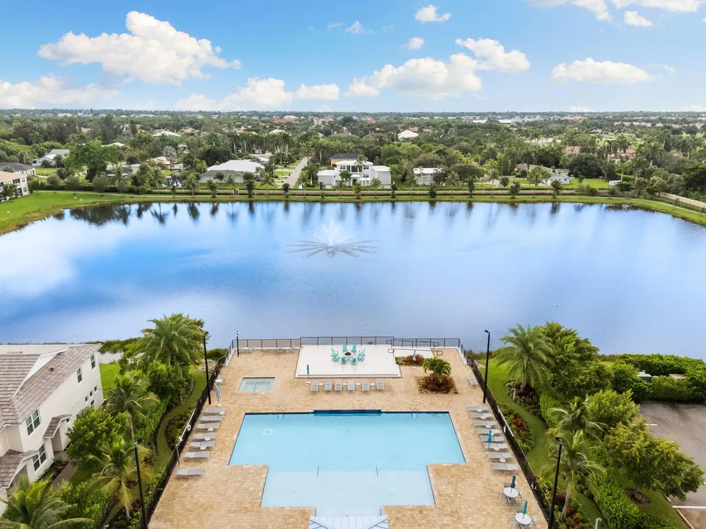 4546 Arboretum Circle Naples FL 34112