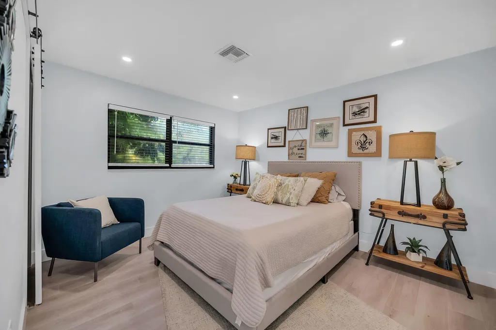 143 Saint Andrews Boulevard Naples FL 34113