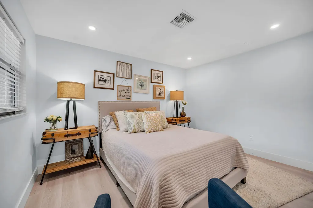 143 Saint Andrews Boulevard Naples FL 34113