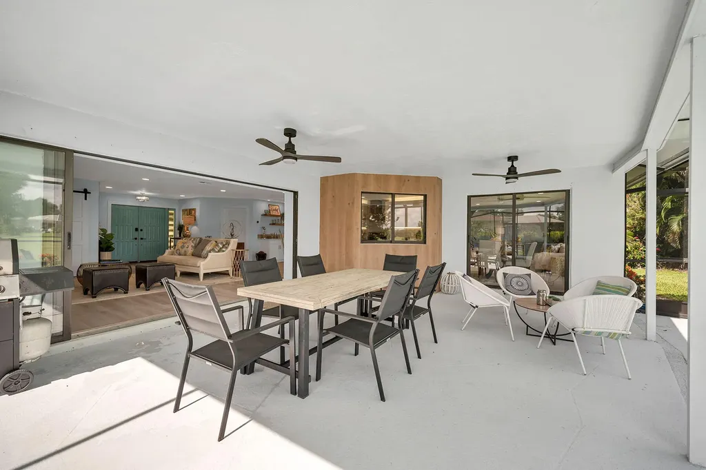 143 Saint Andrews Boulevard Naples FL 34113