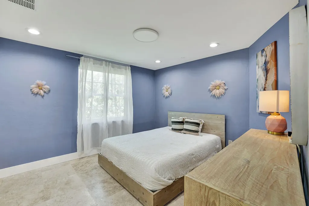 921 Scott Drive Marco Island FL 34145