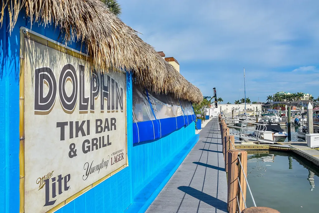 1012 Anglers Marco Island FL 34145