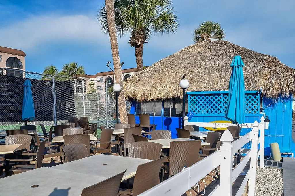 1012 Anglers Marco Island FL 34145