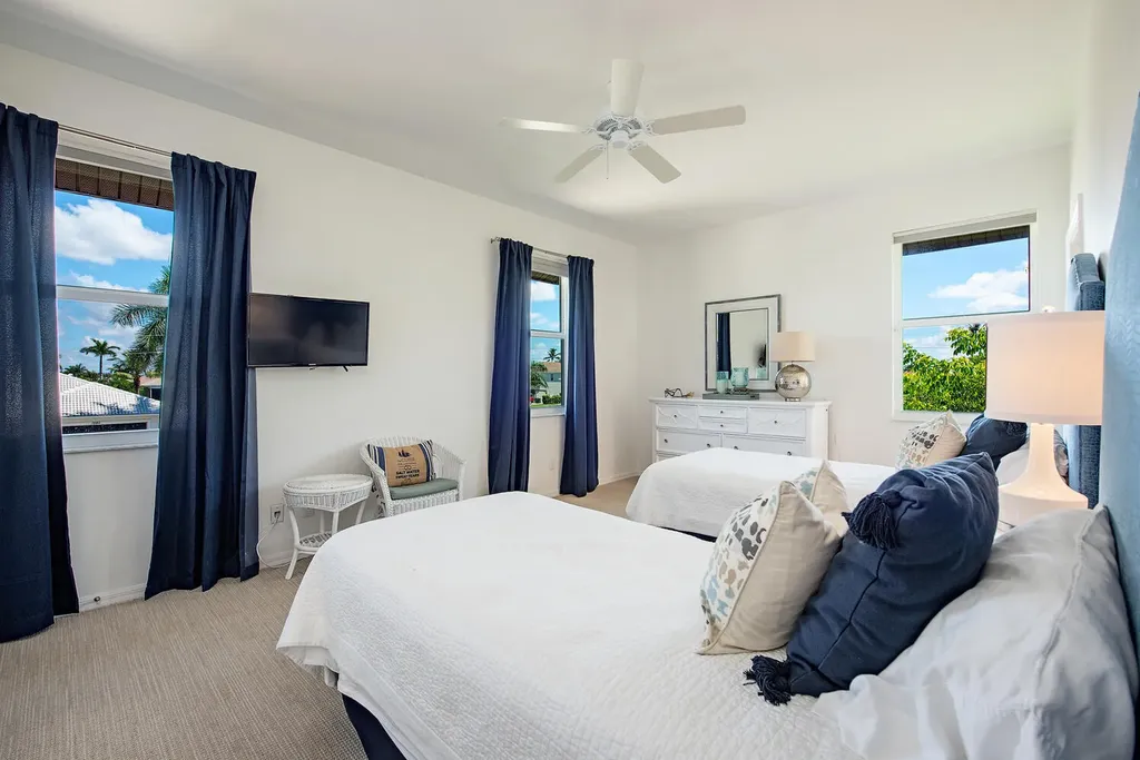 1281 Aruba Court Marco Island FL 34145