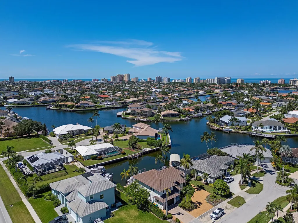 1281 Aruba Court Marco Island FL 34145