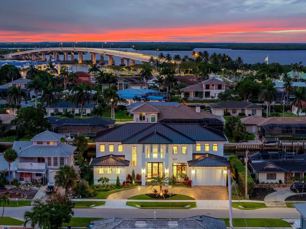 839 Chestnut Court Marco Island FL 34145