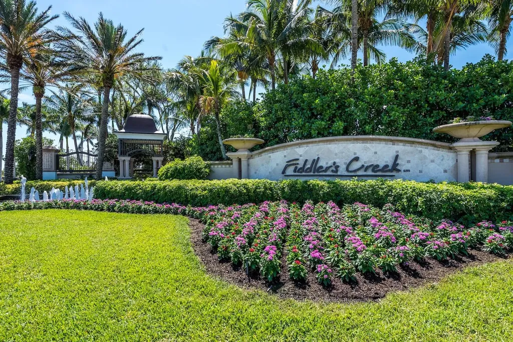 8355 Whisper Trace Way Naples FL 34114
