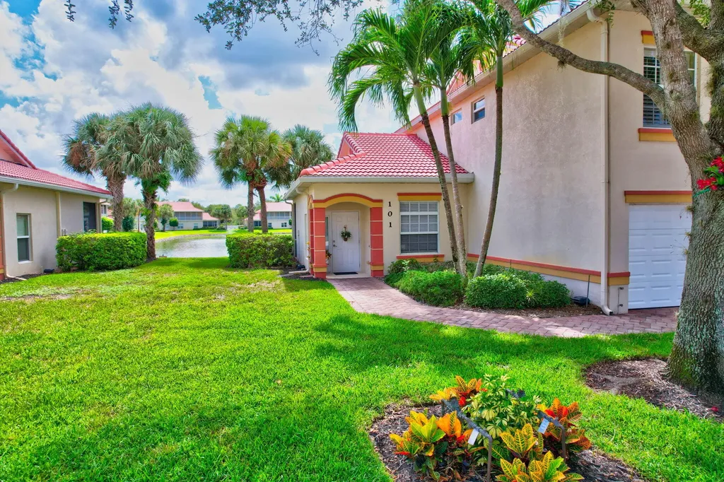 25080 Peacock Lane Naples FL 34114