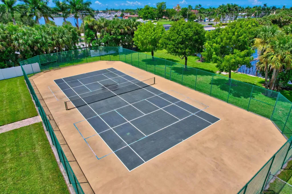 25080 Peacock Lane Naples FL 34114