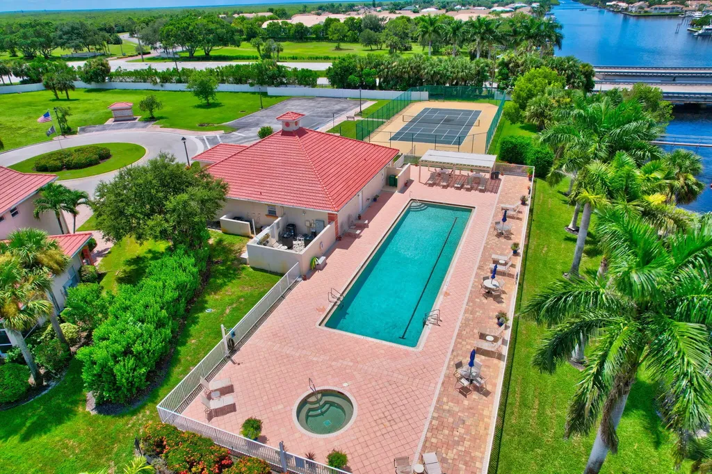 25080 Peacock Lane Naples FL 34114