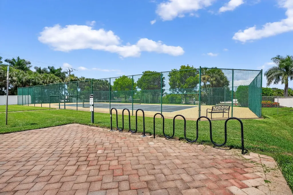 25080 Peacock Lane Naples FL 34114